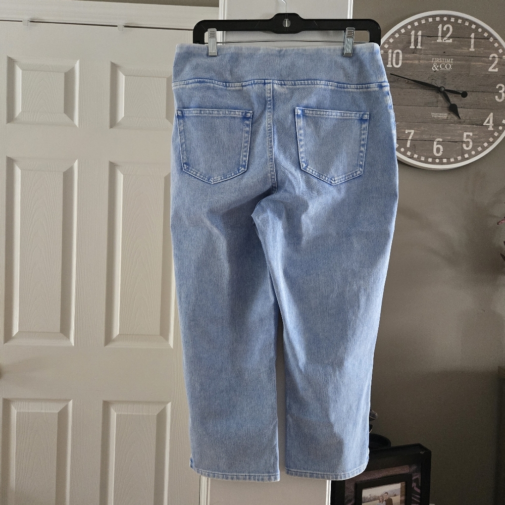Belle Beach by Kim Gravel Delray Denim Cropped Jean - Picture 3 of 5